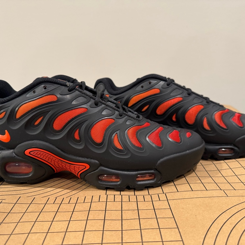 NEW IN BOX Nike Air Max Plus Drift